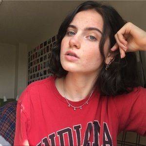 Meet your Posher, Mia